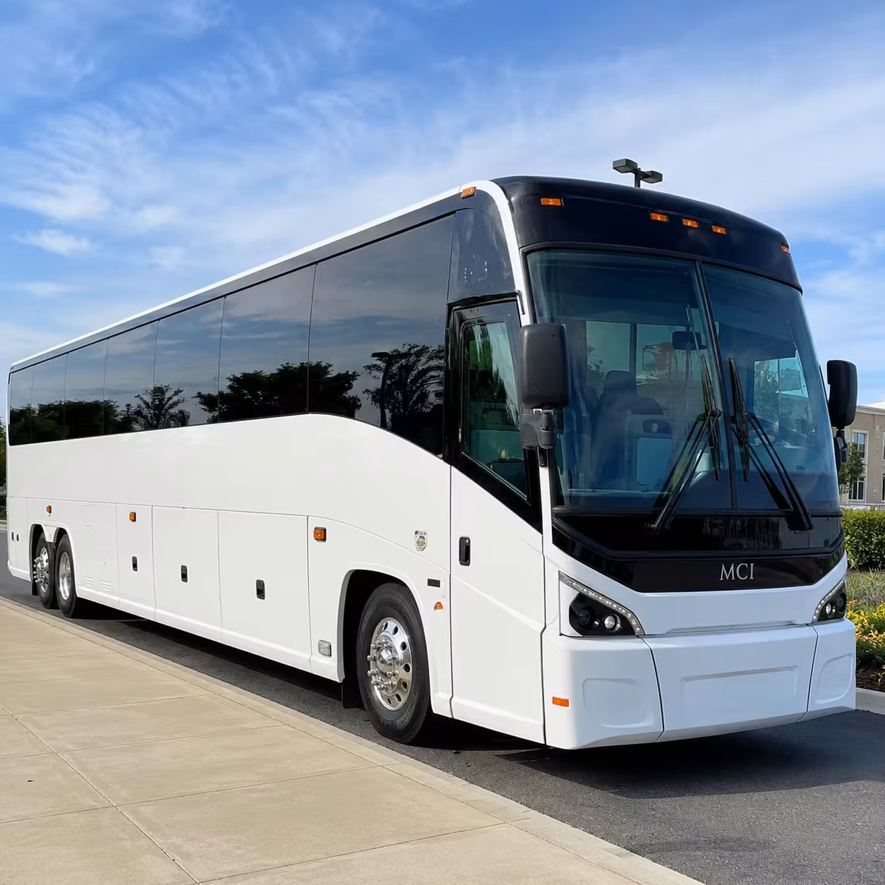 employee shuttle services for eugene businesses and major employers