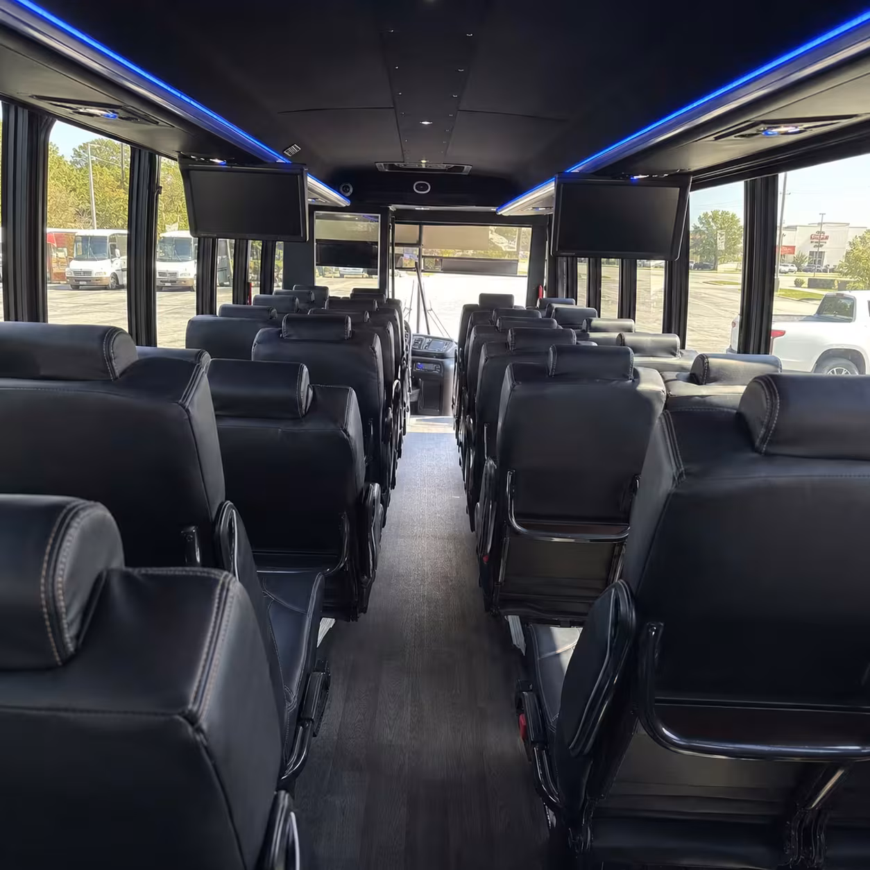 eugene 20 passenger minibus rental
