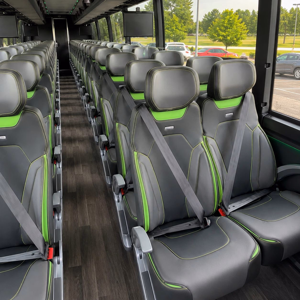 eugene charter bus rentals for youth group retreats