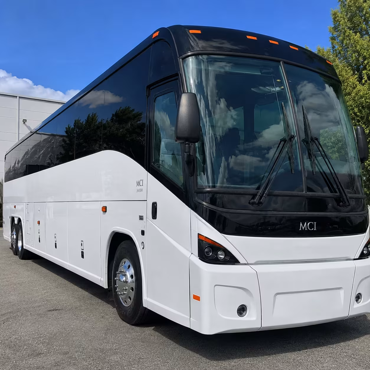 eugene employee bus rentals for teams large and small