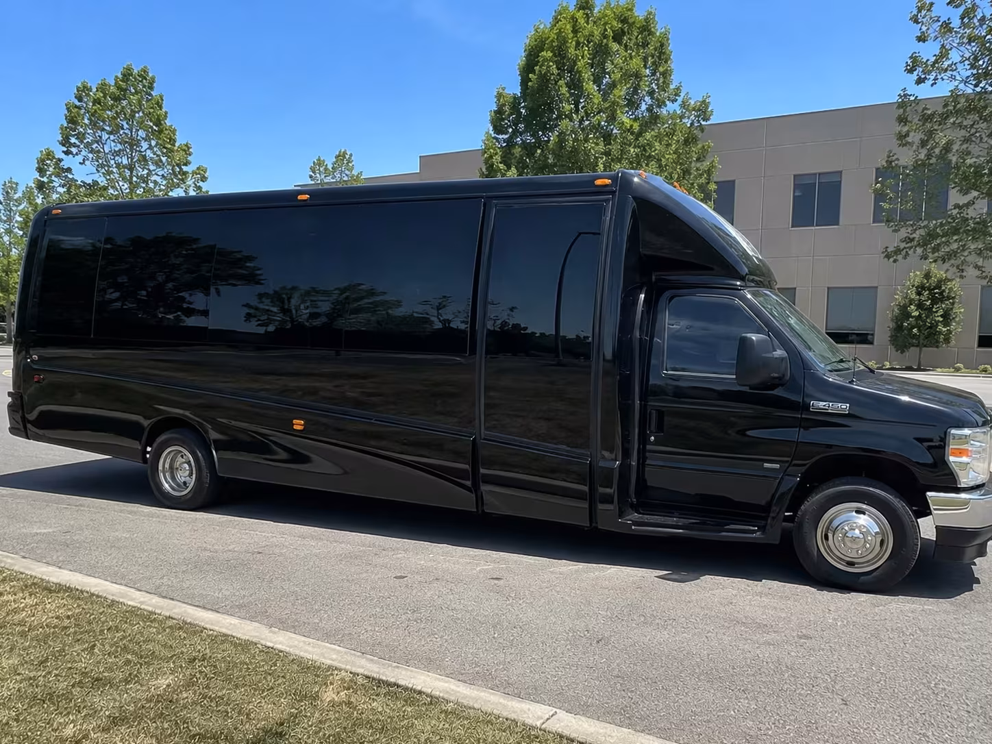 eugene party buses for wow hall and mcdonald theatre concerts