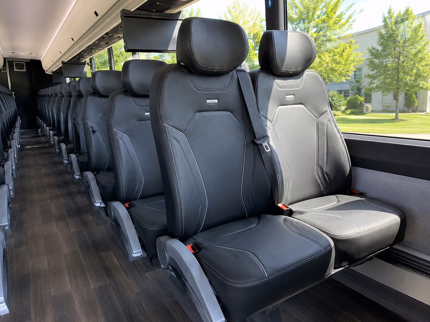 how bus type changes charter bus prices in eugene oregon