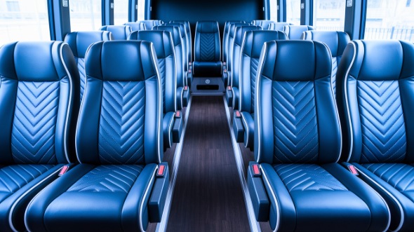 eugene 15 passenger minibus rental